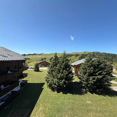 T4 Aux Saisies Avec Balcon, Parking Couvert - Fr-1-293-350 *